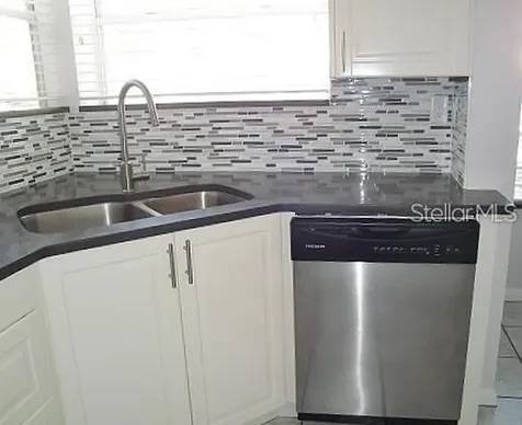 6061 Bahia Del Mar Boulevard St Petersburg FL 33715
