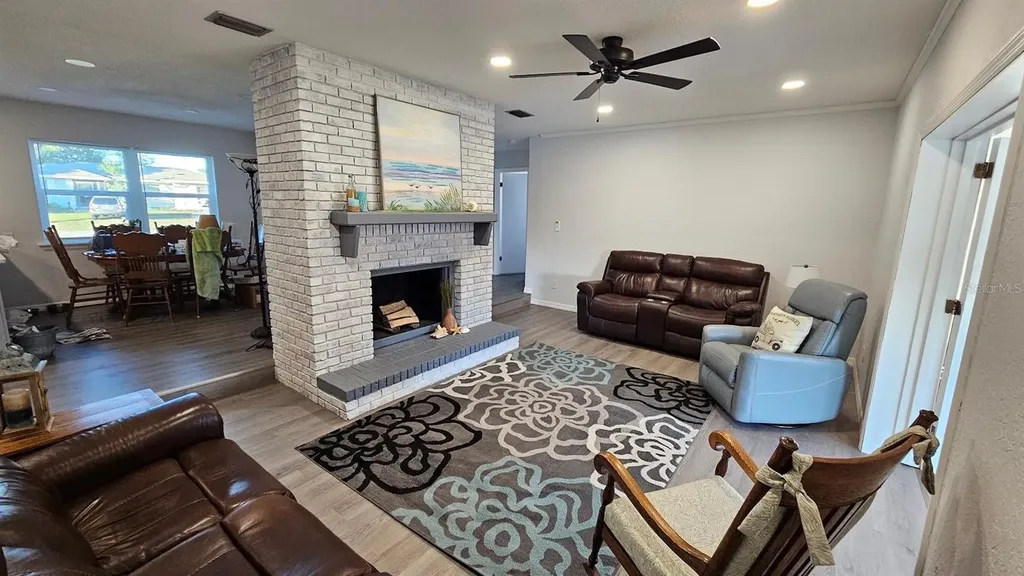 2101 Arrowhead Avenue Deltona FL 32725