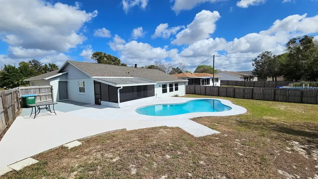2101 Arrowhead Avenue Deltona FL 32725