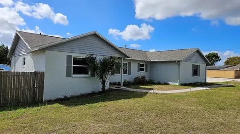 2101 Arrowhead Avenue Deltona FL 32725