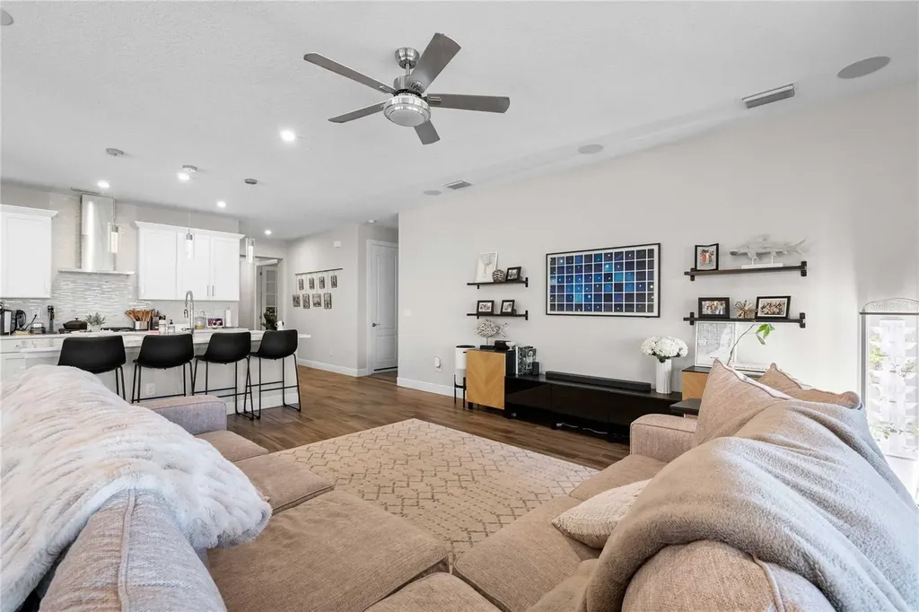 5830 Silver Sun Drive Apollo Beach FL 33572