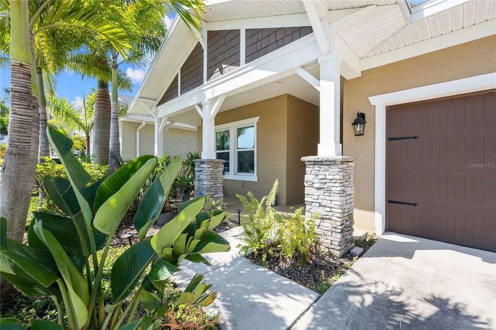 5830 Silver Sun Drive Apollo Beach FL 33572