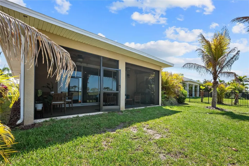 5830 Silver Sun Drive Apollo Beach FL 33572
