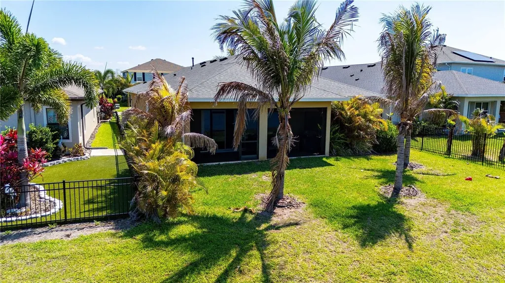 5830 Silver Sun Drive Apollo Beach FL 33572