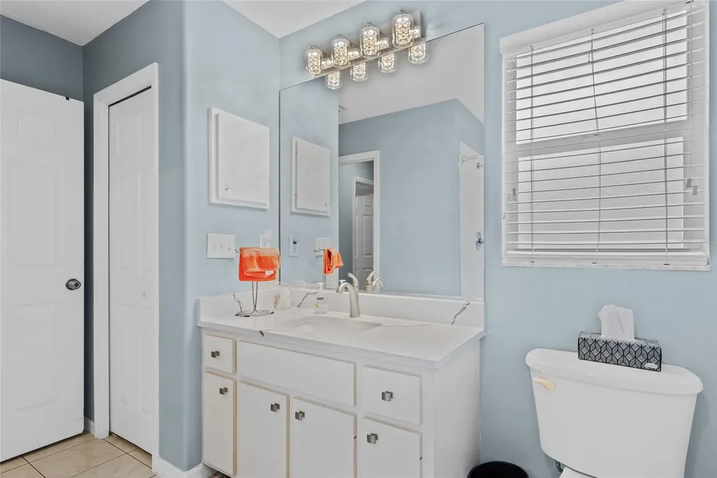 2718 Feiffer Circle Sarasota FL 34235