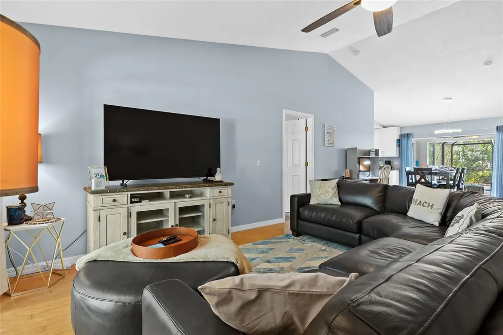 2718 Feiffer Circle Sarasota FL 34235