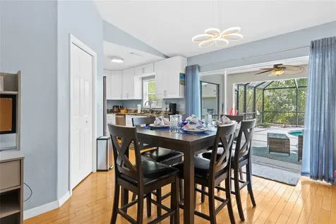 2718 Feiffer Circle Sarasota FL 34235