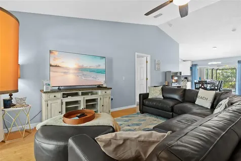 2718 Feiffer Circle Sarasota FL 34235