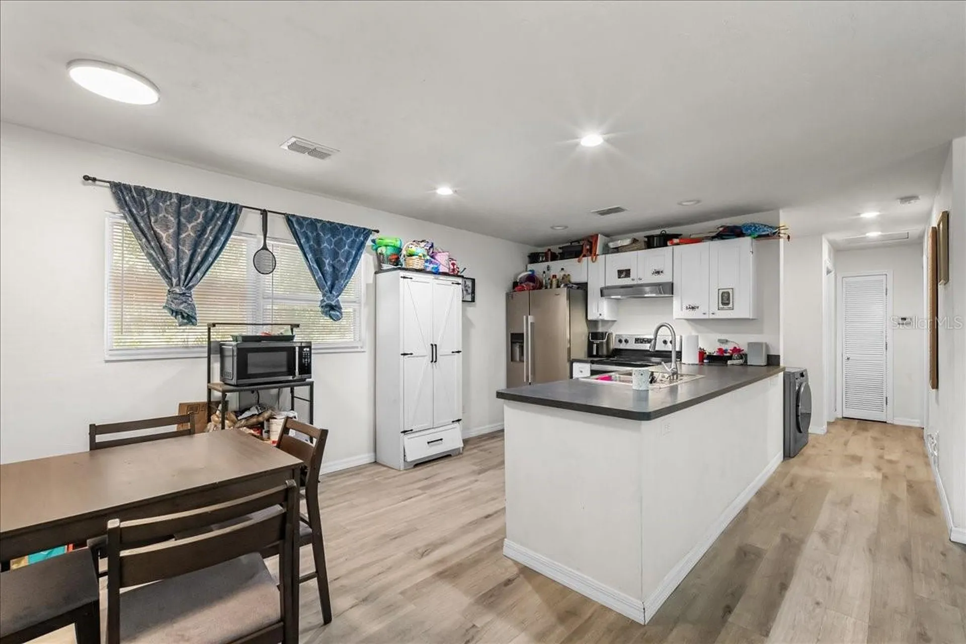 517 E Main Street Bronson FL 32621