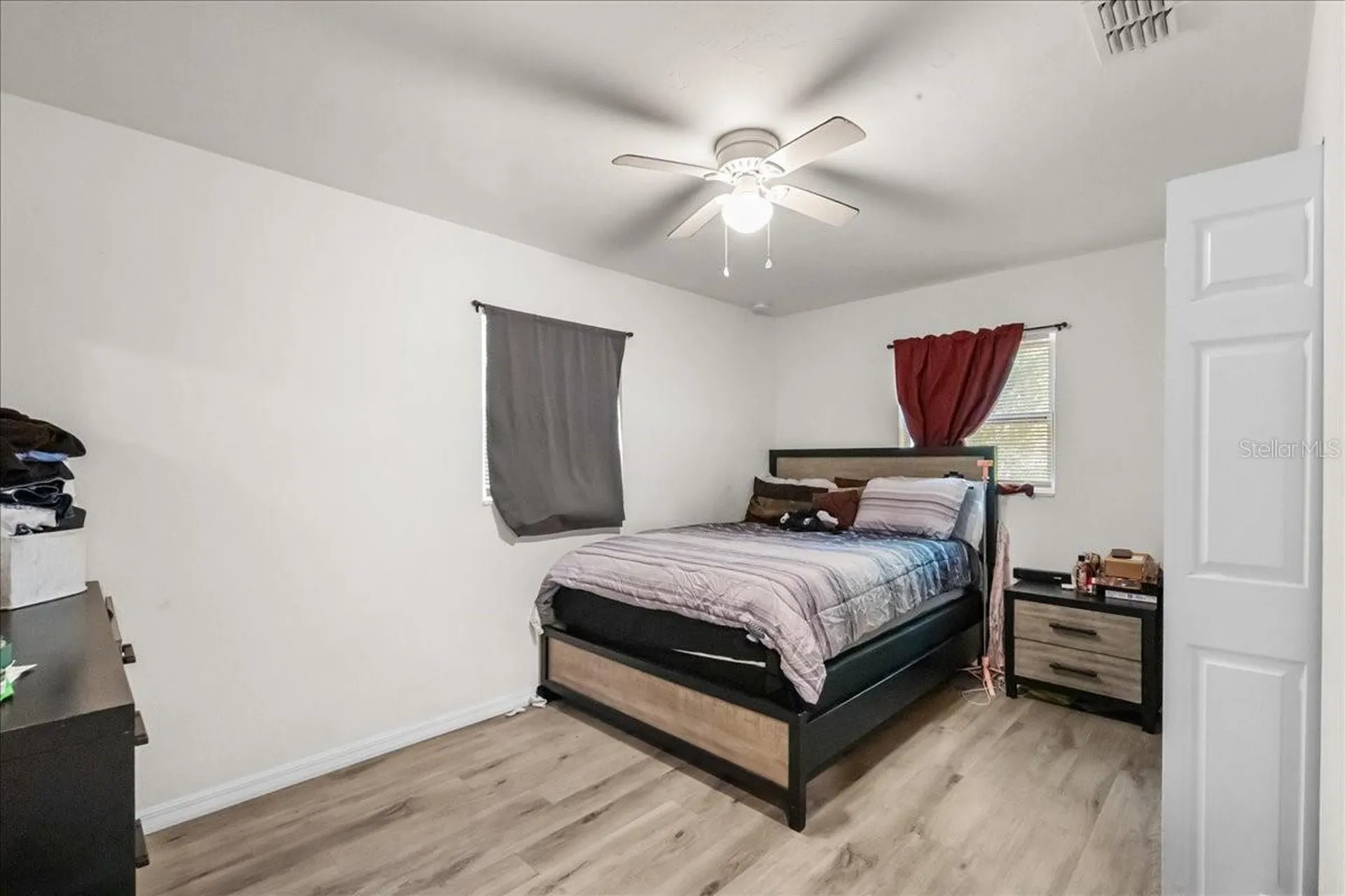 517 E Main Street Bronson FL 32621