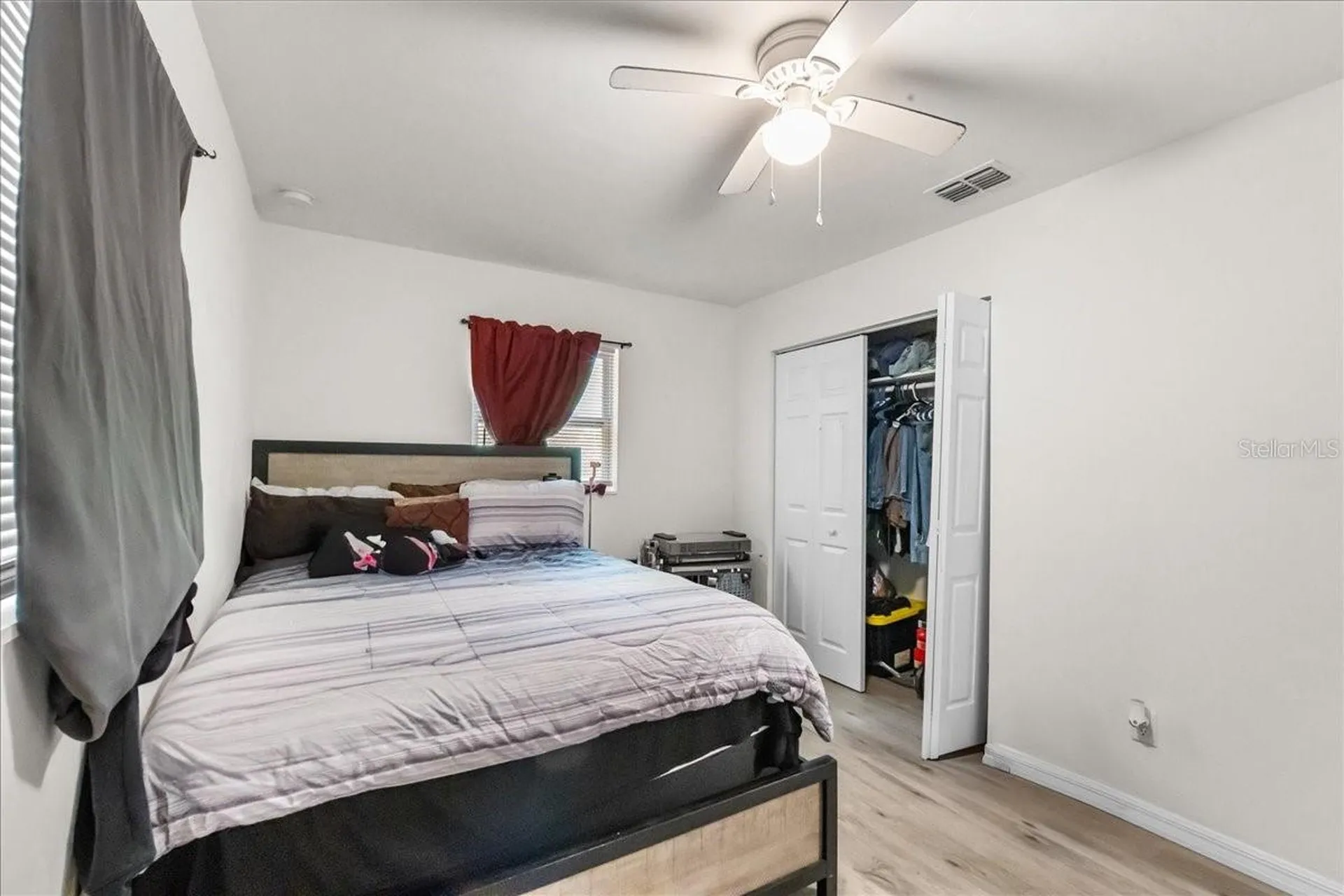 517 E Main Street Bronson FL 32621