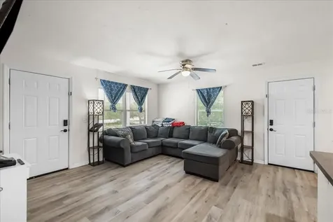 517 E Main Street Bronson FL 32621