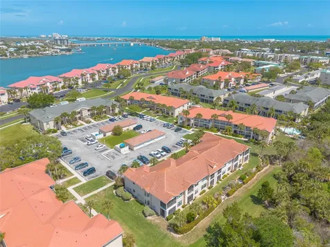 402 Bouchelle Drive New Smyrna Beach FL 32169