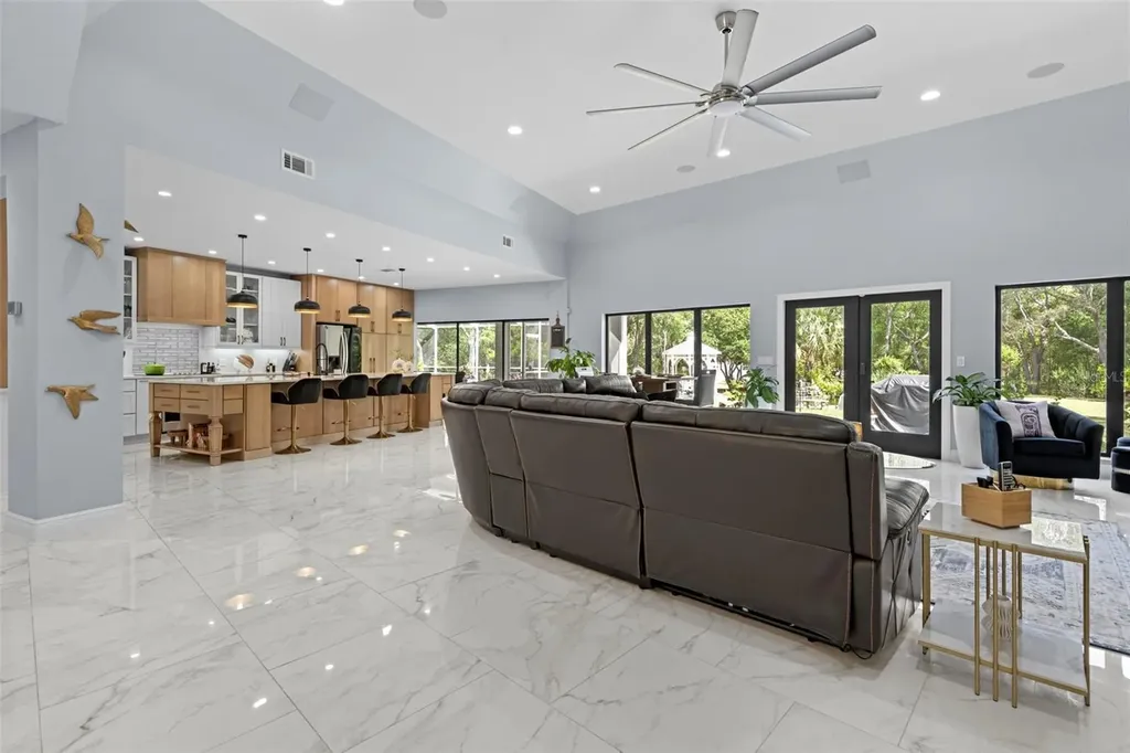 161 W Chase Street Hernando FL 34442