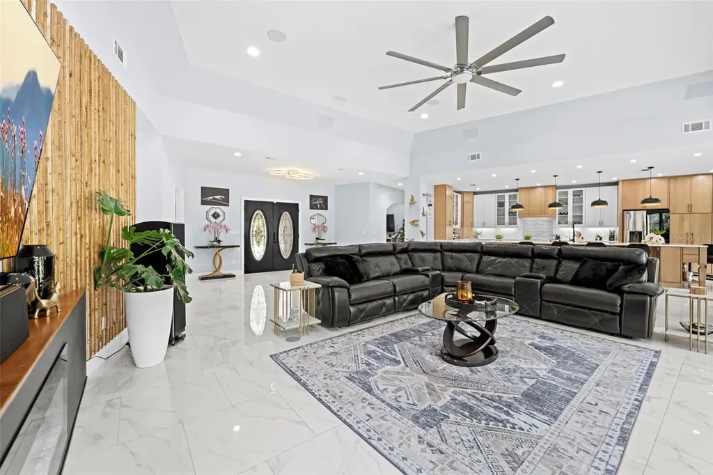 161 W Chase Street Hernando FL 34442
