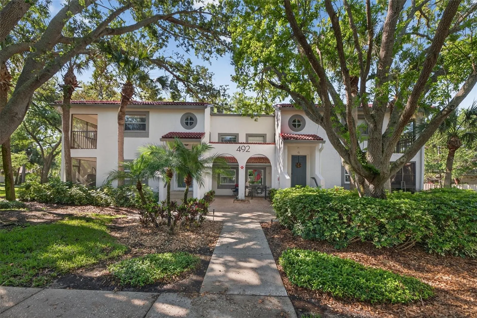 492 Santa Cruz Place NE St Petersburg FL 33703