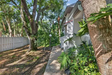 492 Santa Cruz Place NE St Petersburg FL 33703