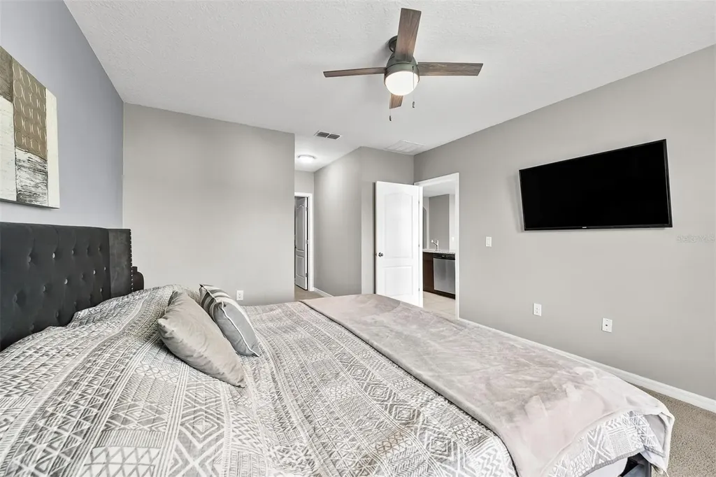 412 Aberdeen Drive Davenport FL 33896