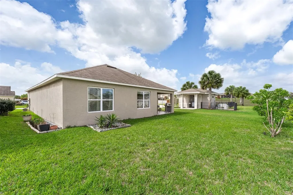 412 Aberdeen Drive Davenport FL 33896
