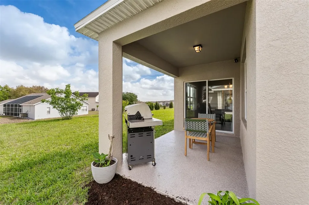 412 Aberdeen Drive Davenport FL 33896