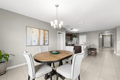412 Aberdeen Drive Davenport FL 33896