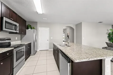 412 Aberdeen Drive Davenport FL 33896
