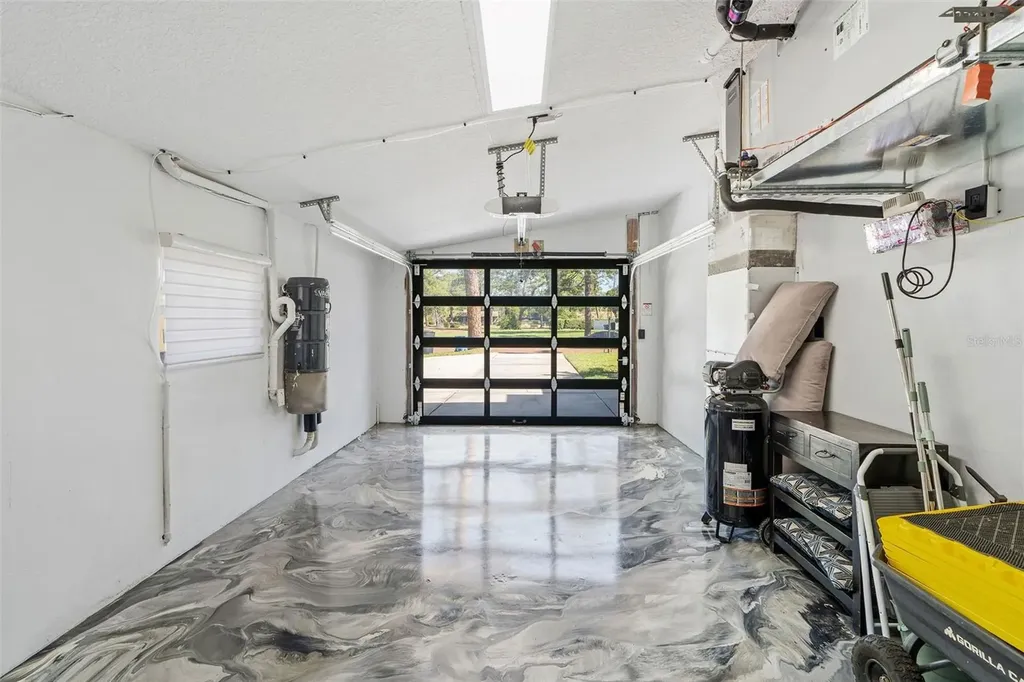 6228 7th Avenue N St Petersburg FL 33710