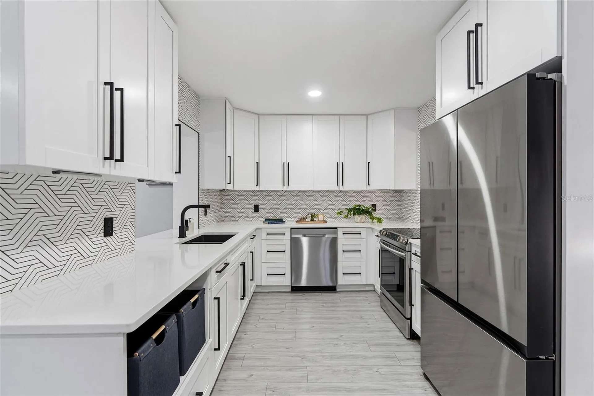 6228 7th Avenue N St Petersburg FL 33710