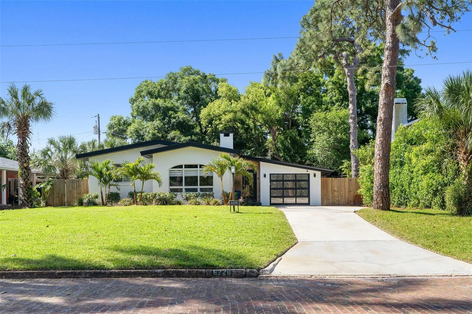 6228 7th Avenue N St Petersburg FL 33710