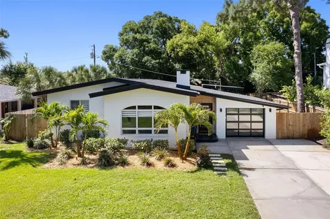 6228 7th Avenue N St Petersburg FL 33710
