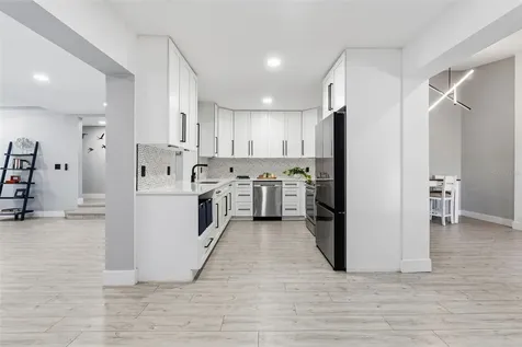 6228 7th Avenue N St Petersburg FL 33710