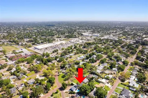 6228 7th Avenue N St Petersburg FL 33710