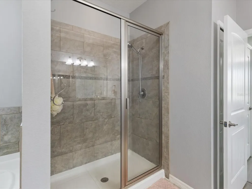 445 Bahama Grande Boulevard Apollo Beach FL 33572