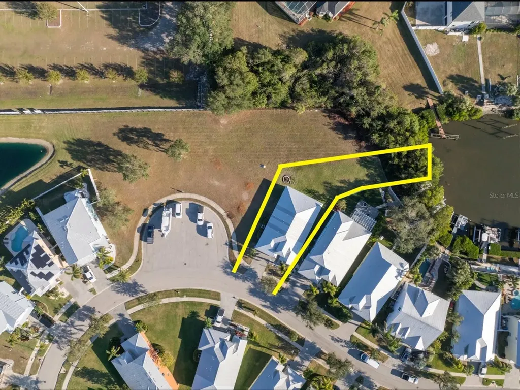 445 Bahama Grande Boulevard Apollo Beach FL 33572