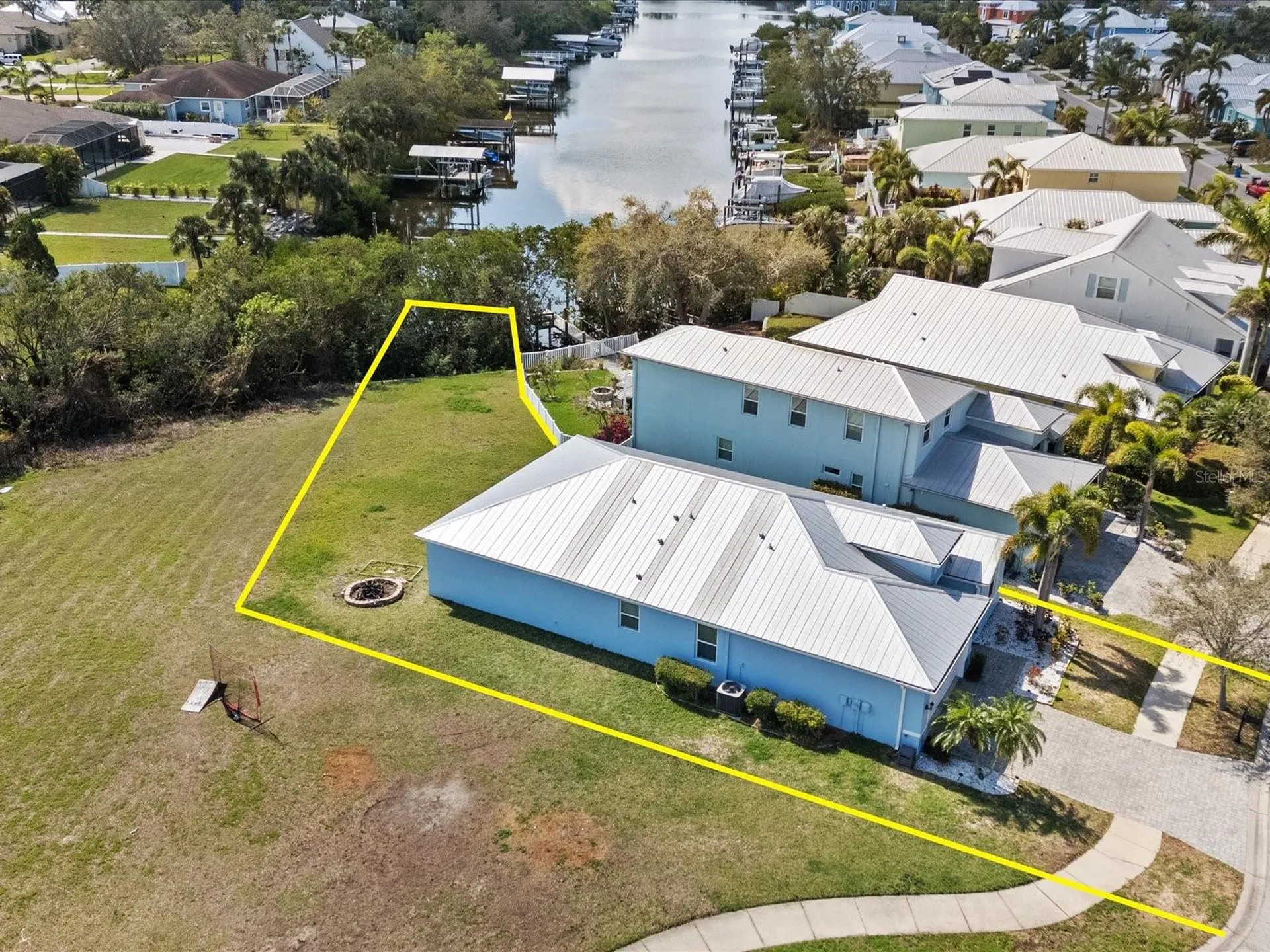 445 Bahama Grande Boulevard Apollo Beach FL 33572