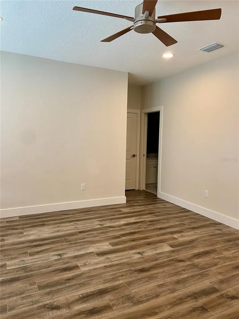 3126 W Azeele Street Tampa FL 33609