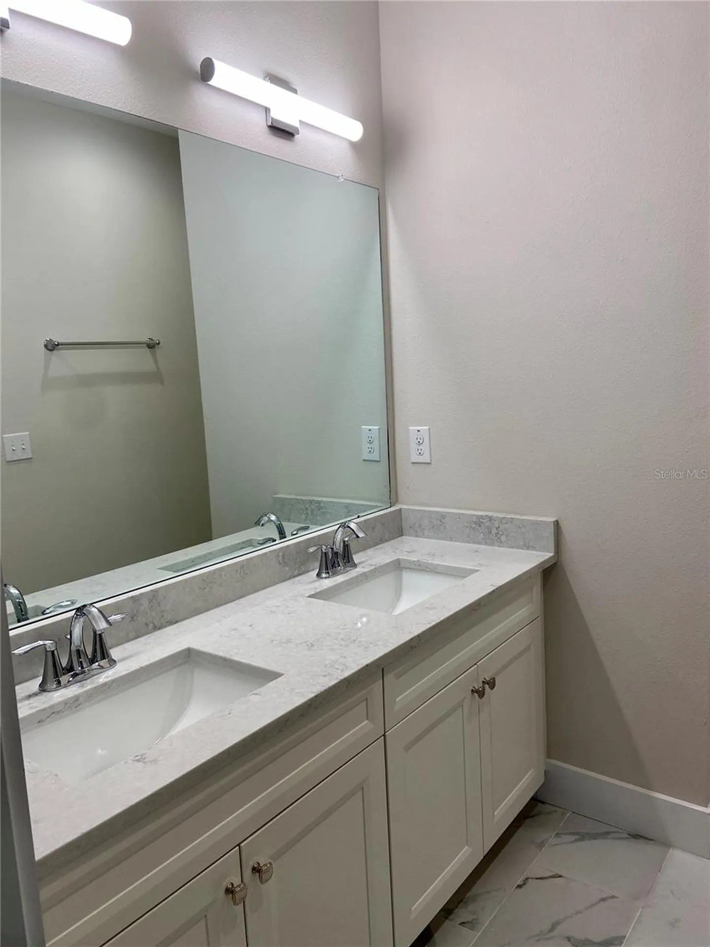 3126 W Azeele Street Tampa FL 33609