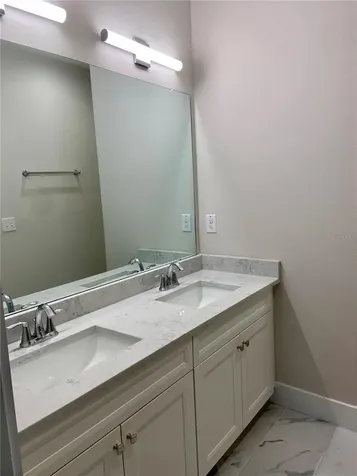 3126 W Azeele Street Tampa FL 33609