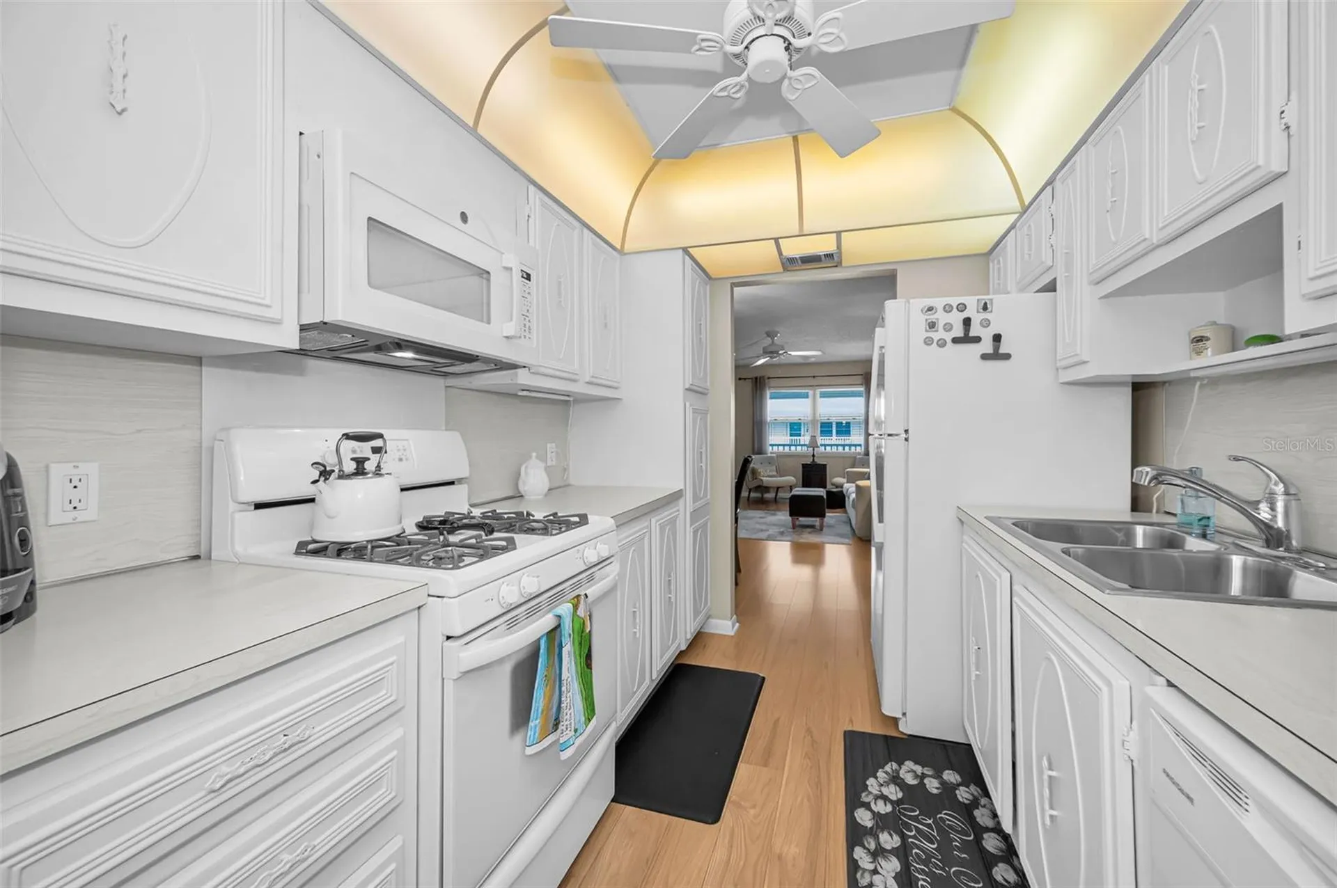 5227 81st Lane N St Petersburg FL 33709