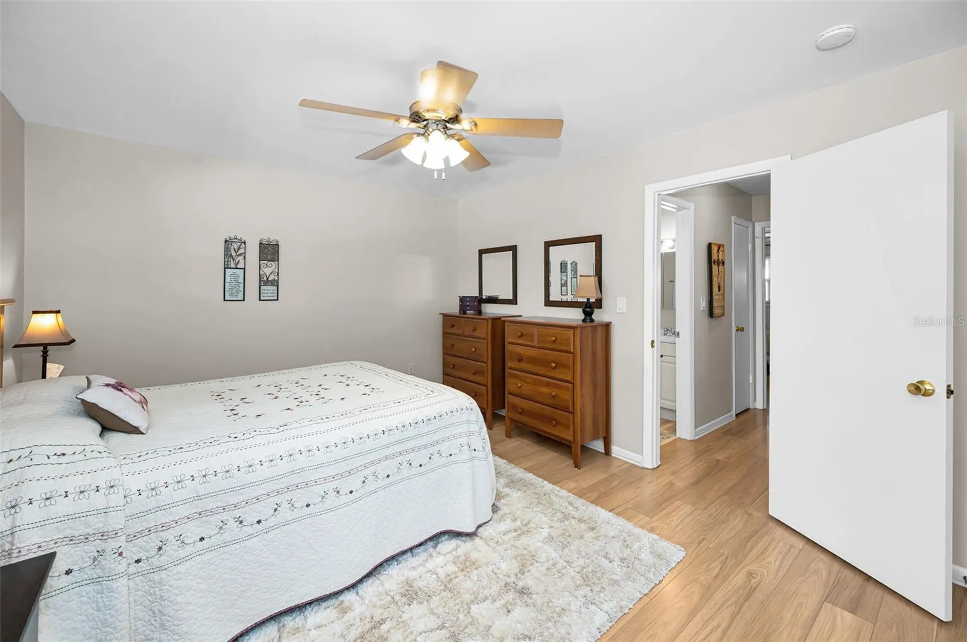 5227 81st Lane N St Petersburg FL 33709