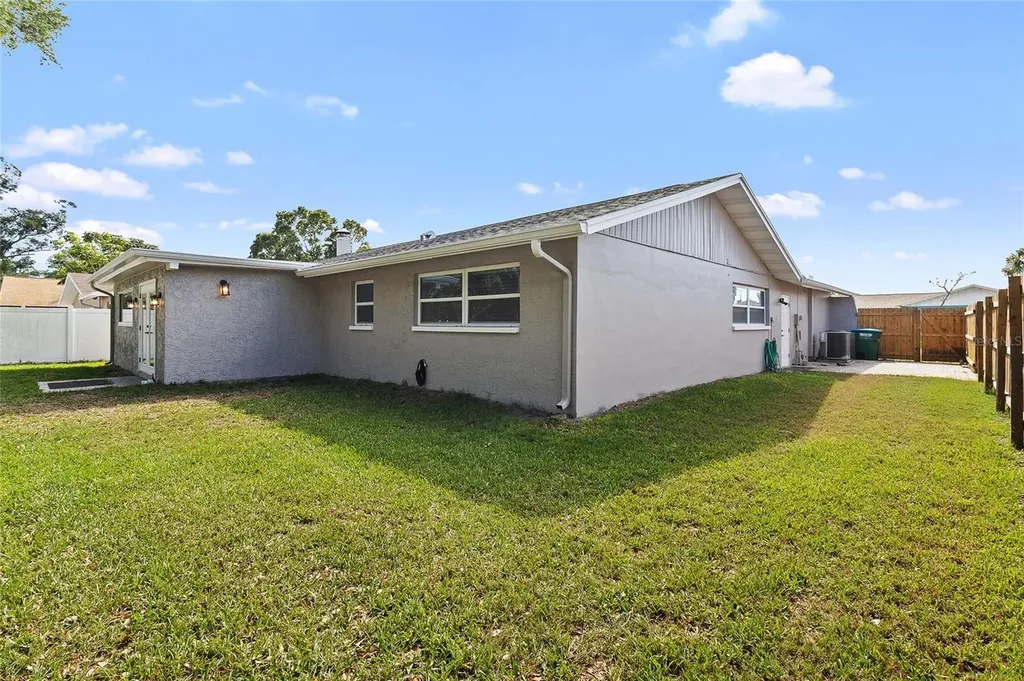 11079 Bella Loma Drive Largo FL 33774
