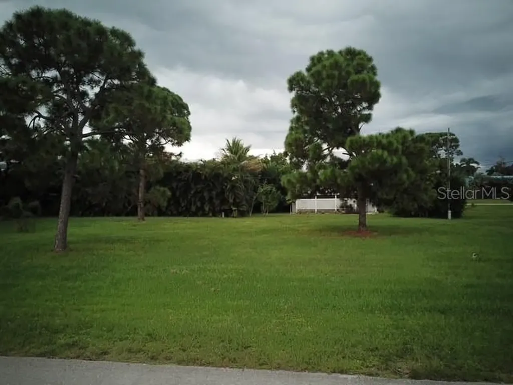 7883 Breakwater Court Bokeelia FL 33922