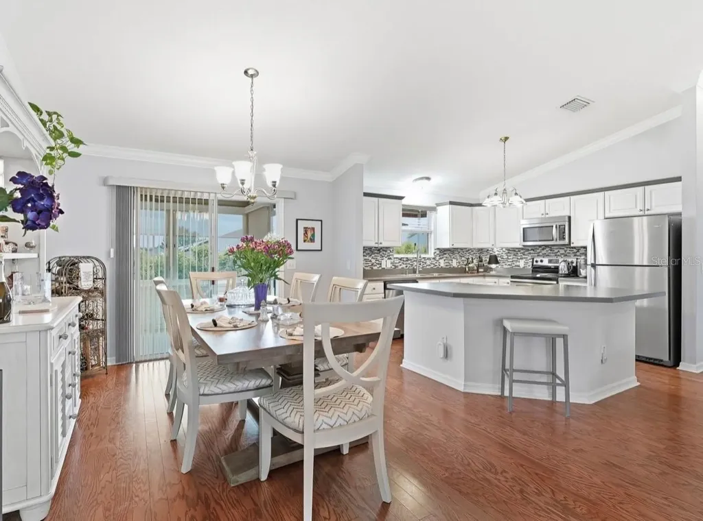 2427 Tamarind Grove Run The Villages FL 32162