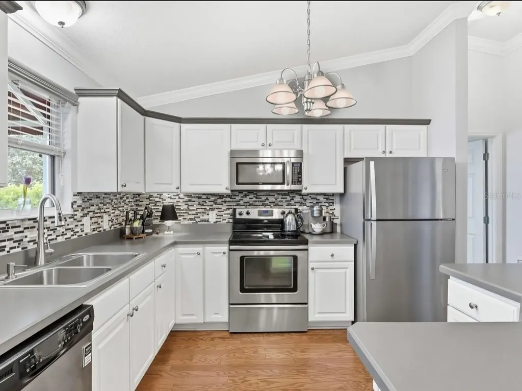 2427 Tamarind Grove Run The Villages FL 32162