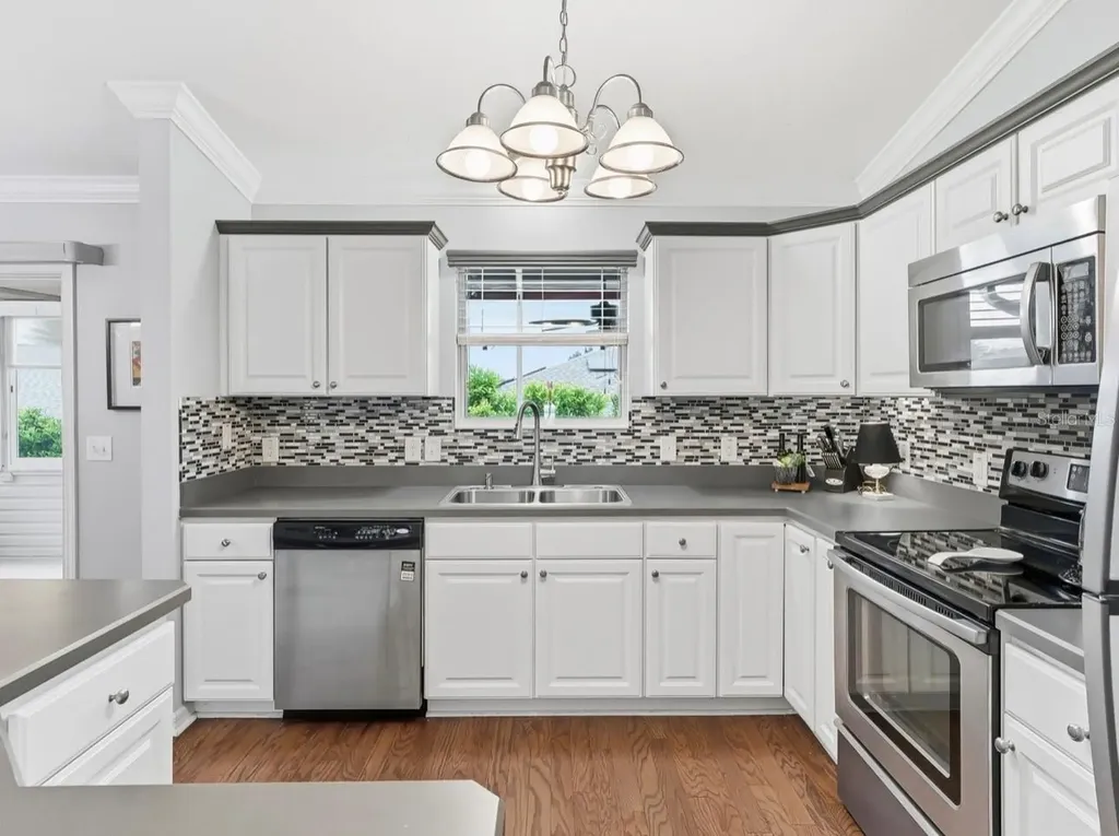 2427 Tamarind Grove Run The Villages FL 32162