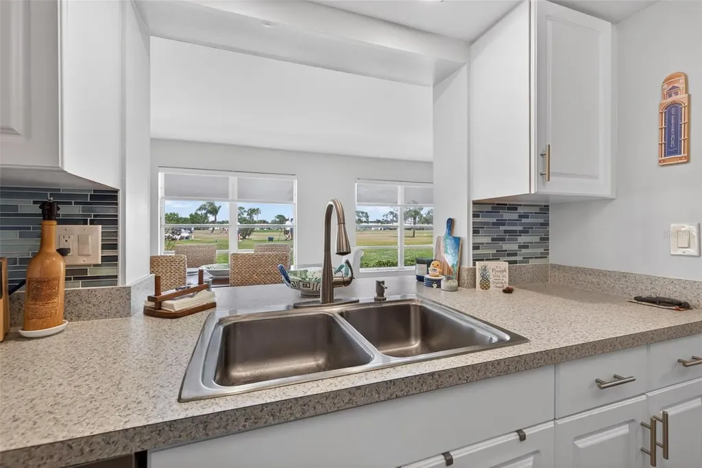 9697 41st Street N Pinellas Park FL 33782