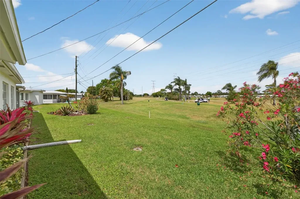 9697 41st Street N Pinellas Park FL 33782