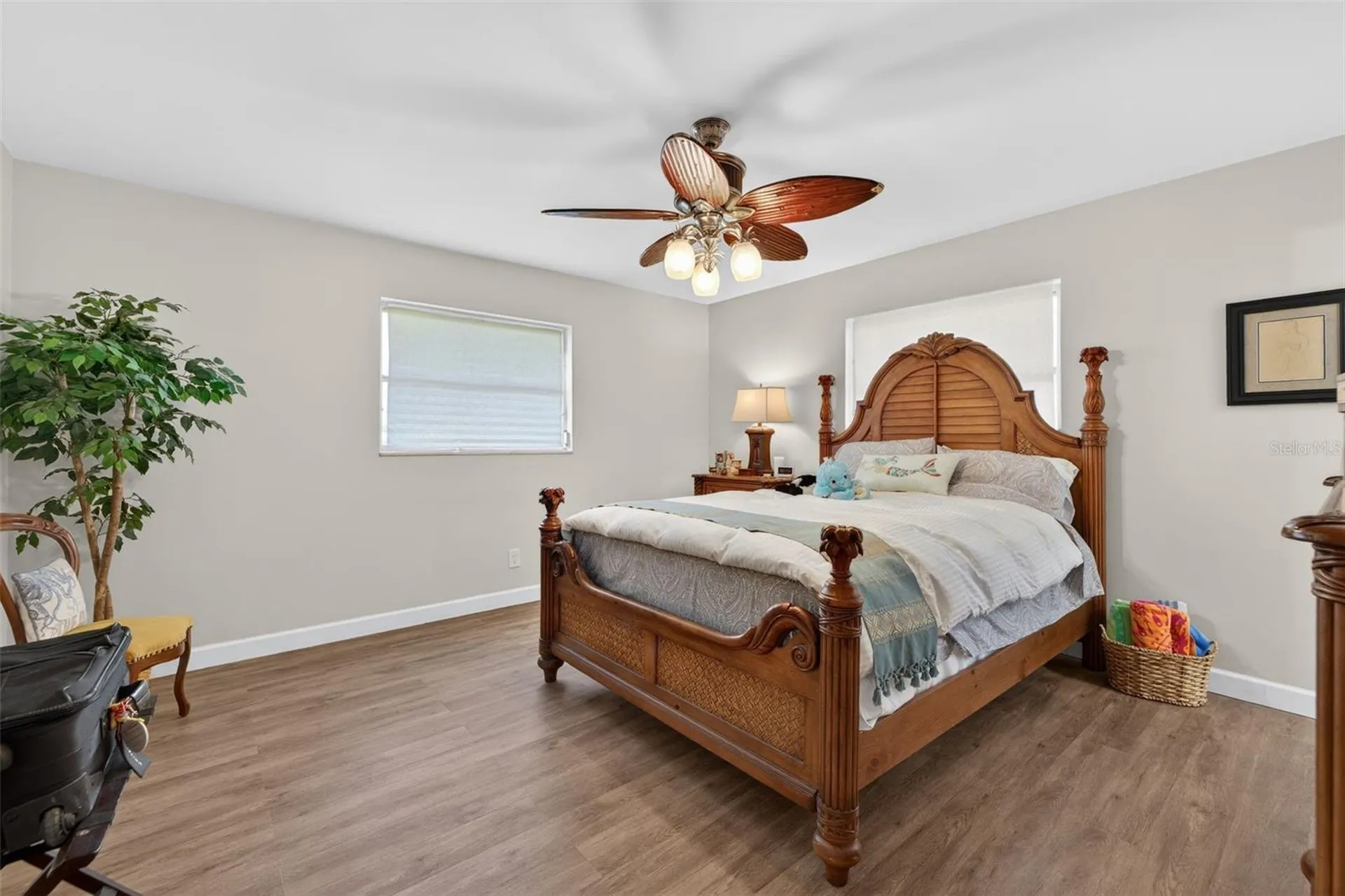 9697 41st Street N Pinellas Park FL 33782