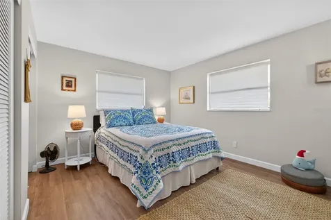 9697 41st Street N Pinellas Park FL 33782
