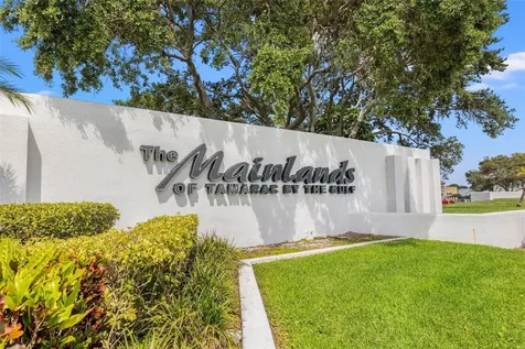9697 41st Street N Pinellas Park FL 33782